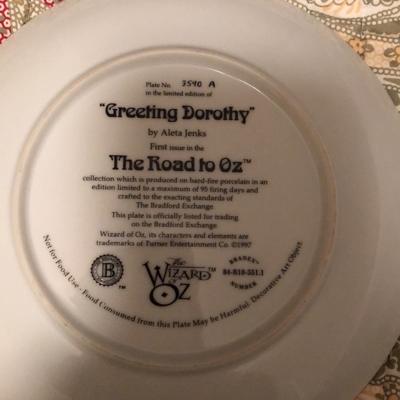 Wizard of Oz Collector Bradford Exchange 4 Plates - Picture 4 of 5